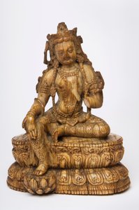 Himalaya-Elfenbeinfigur von Tara von Indian School