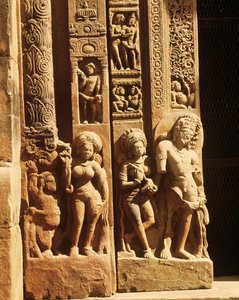 Relief vom Eingang des Tempels des Vishnu, ca. 500 n. Chr. von Indian School