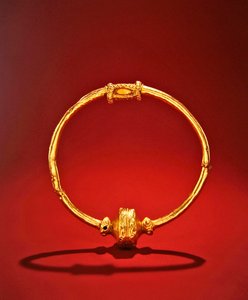 Kragen, Ardnaglug, County Roscommon, Frühe Eisenzeit von Iron Age