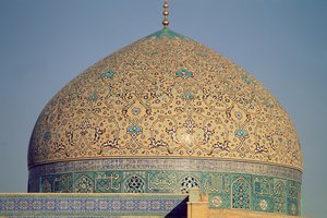 Die Kuppel der Masjid-i-Sheikh Lutfallah, gebaut 1602-19 von Shah Abbas I. von Islamic School