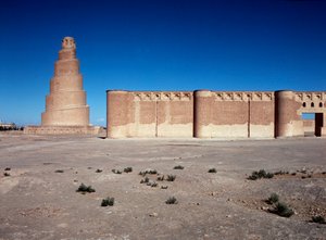 Ansicht der Großen Moschee und ihres Minaretts, des Malwiya-Turms, 847-852 von Islamic School