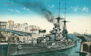 Schlachtschiff Leonardo da Vinci, Taranto, Italien von Italian Photographer