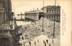 Einsturz des Campanile von San Marco, Venedig, 14. Juli 1902 von Italian Photographer