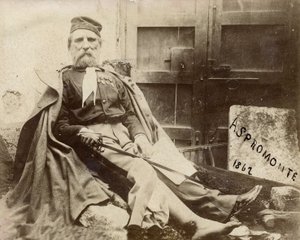 Giuseppe Garibaldi in Aspromonte, mit verletztem Bein im Jahr 1862 von Italian Photographer