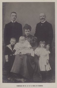 Prinz Thomas, Herzog von Genua und seine Frau, Prinzessin Isabella von Bayern, mit ihren Kindern von Italian Photographer