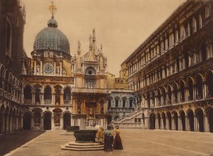 Venedig: Innenhof des Dogenpalastes von Italian Photographer