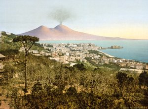 Blick auf den Vesuv über die Bucht von Neapel von Italian Photographer