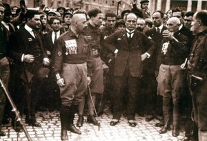 Marsch auf Rom, Mussolini und Schwarzhemden im Jahr 1922. von Italian Photographer