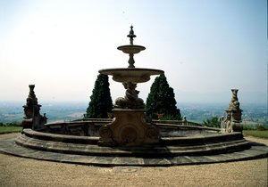 Brunnen, Villa Celle von Italian School