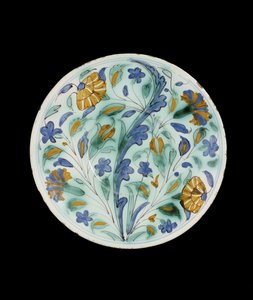 Teller, der türkische (Iznik) Keramik imitiert