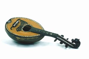 Stillleben mit Mandoline vom Mailänder Typ. 18. Jahrhundert von Italian School