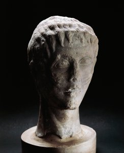 Jugendliches Haupt von Friedrich II. Hohenstaufen