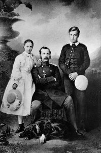 Zar Alexander II. von Russland mit seiner Tochter Maria und seinem Sohn Alexei, 1863
