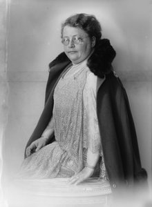 Rosette Rosa Manus 1881-1943 von Jacob Merkelbach