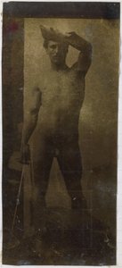 Studie eines männlichen Aktmodells, aufrecht stehend und von vorne gesehen, im Atelier von Jacques de Lalaing