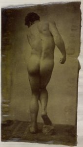 Studie eines männlichen Aktmodells, stehend und von hinten gesehen, im Atelier von Jacques de Lalaing