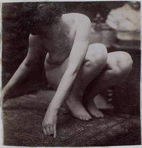 Studie eines weiblichen Aktmodells, von vorne gesehen, im Atelier von Jacques de Lalaing, Vorstudie für ein Element für einen Brunnen im Musée des Beaux-Arts, Doornik und für einen kreisförmigen Brunnen