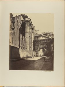 Der Tempel des Mars Ultor und das Tor des Augustusforums, heute Arco de