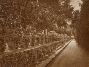Villa d’Este, Galerie der Brunnen von James Anderson