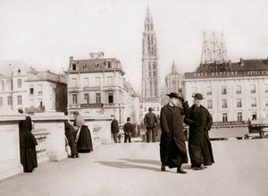 Priester, Antwerpen, 1898 von James Batkin