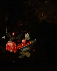 Stillleben mit Walderdbeeren, einer Rose und einer Glasflasche, 1690