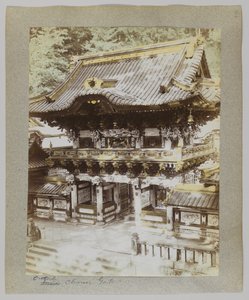 Vor dem Chinesischen Tor, Tōshō-gū, Nikko, Japan von Japanese Photographer