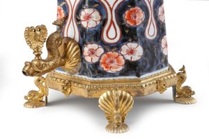 Seltene elegant montierte Imari-Kaffeekanne mit Deckel