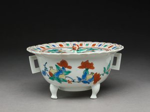 Koro-Schale mit flachem Deckel, Kakiemon-verwandte Ware von Japanese School