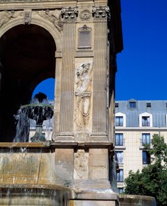 Architektur: Detail des Brunnens der Unschuldigen, der die Nymphen darstellt. Entworfen von den Architekten Jean Goujon, Augustin Pajou und Pierre Lescot. 1546-1549. Place Joachim du Bellay, Paris
