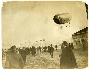 Luftschiff "California Arrow" von Jessie Tarbox Beals