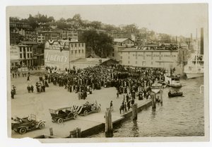 Newburgh: Empfang am Dock von Jessie Tarbox Beals