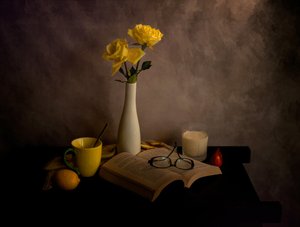 Gelbe Rosen Ruhiges Lesen