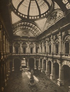 Innenhof des Royal Exchange mit Glasdach