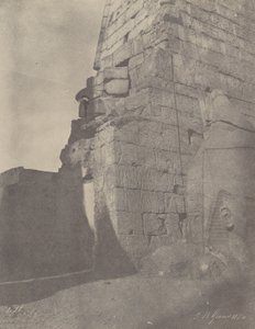 Louqsor. Historische Skulpturen des Pylons, rechte Masse