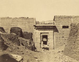Médinet-Habou, Palast von Ramses Mériamun, Eingang zum zweiten Hof von John Beasly Greene
