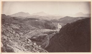 Gesamtansicht von Ali Musjid, Blick zurück nach Peshawar?, ca. 1878