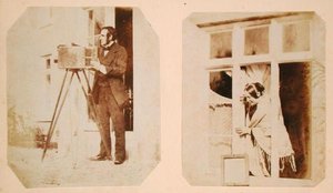 Selbstporträt links und Emma Thomasina Llewelyn (1808-81) druckt ein Papiernegativ in der Sonne rechts von John Dillwyn Llewelyn