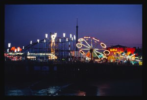 Steeplechase Pier bei Nacht, Atlantic City, New Jersey, USA von John Margolies