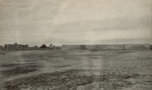 Fort, vermutlich Fort Mosselstein der VOC bei Band-e Charak nahe Bandar-e Lengeh im Iran von John Thomson