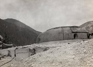 Album "Meine Weltkriegs-Erinnerungen Südwestfront (Kärnten, Italien, Südtirol) 31/03/1915-12/11/1918 - Josef Zohles Wien": Fort Hensel von Josef Zohles