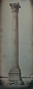 Pompeius-Säule, Alexandria, 1842