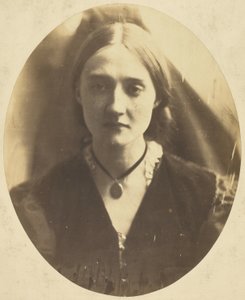 Mrs. Herbert Fisher von Julia Margaret Cameron