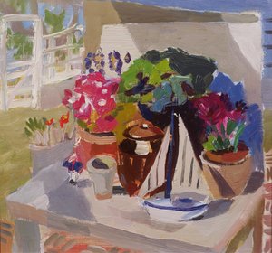 Blumen, Töpfe und Yachten in der Loggia von Julian Bailey