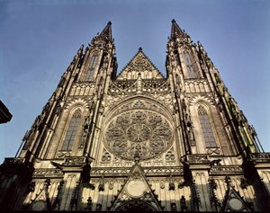 Fassade der Kathedrale von St. Vitus von Kamil and Mocker, J. Hilbert
