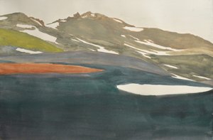 Verschneiter Bergseeblick
