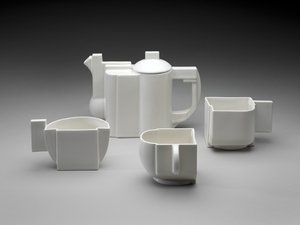 Suprematistisches Teeservice von Kazimir Severinovich Malevich