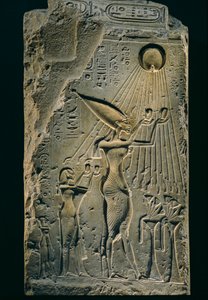 Relief von Echnaton unter Aton, Balustrade, Amenhotep IV. Als Pharao ist Echnaton bekannt für seine religiösen Reformen, 2009
