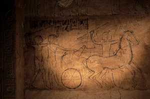 Skizze von Echnaton, der einen Streitwagen lenkt, Grab von Mahu, 