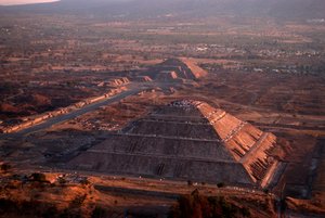 Teotihuacan; Pyramide des Mondes; Pyramiden; Mesoamerika; Mexiko; Alte Kulturen, 2005