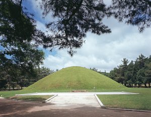 Tumulus von König Muryong von Korean School
